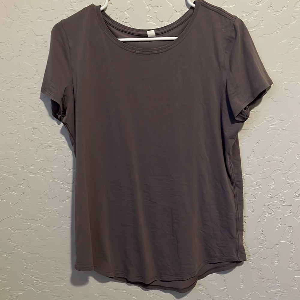 Purple size 6 Lululemon T-shirt